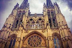 uno de los mayores ejemplos del gótico flamígero es la catedral de Burgos